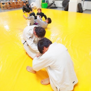 【柔術道場】ストライプル早稲田☆ヒルマ道場