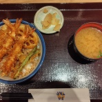 青木悠真のラーメンと野球で日が暮れる