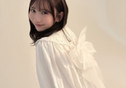 【朗報】藤嶌果歩さん、MVで淫らな手の動きが・・・