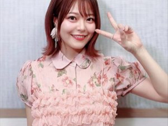 【朗報】鈴代紗弓さん、さり気なく脇腹を見せてしまうｗｗｗｗ