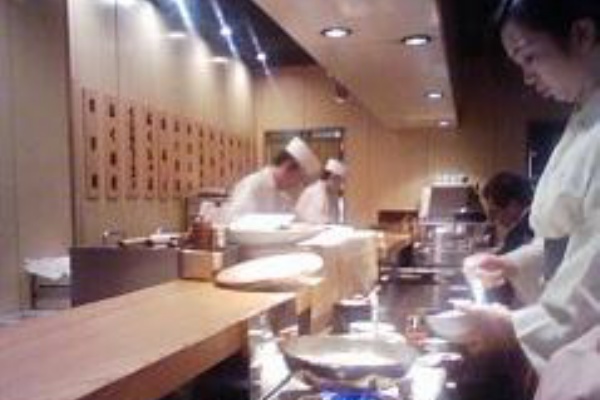 ２００８年４月２６日 土 銀座７丁目 The Bar 草間ginza 院長日記