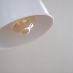 明るすぎない照明に。電球を調光タイプに替えてみました