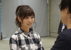 フルッパー『ツーショットチェキ商法で初週売上70万枚!!!』乃木ヲタ「姑息すぎる」