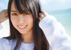 【画像】先行公開されてる賀喜遥香写真集のカッキー可愛すぎない？？？