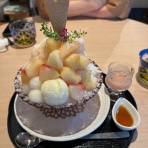 うふふの美味しいもの探すぞ♪