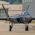 韓国の第4.5世代ジェット戦闘機「KF-21 ポラメ」1度の事故もなく試験完了…42カ月間に1600回以上飛行！