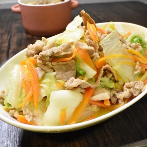 味付け簡単♪白菜と豚肉のコンソメ炒め