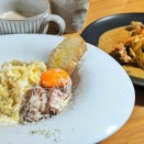 「stand茨木」の『3種のチーズとベーコンのカルボナーラ』など（茨木市西駅前町）【いばつーグルメ】