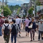 ワイ「ち、中国人観光客ちゃん！これ以上京都に来ないで！」中国人観光客「うるさいですね」ｿﾞﾛｿﾞﾛ 	
