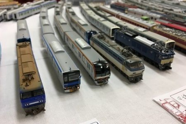 No.50鉄道Nゲージジオラマ車両、バス付き 昭和の鉄道模型をつくる 完成ジオラマ 冊子(全50冊) パワー