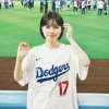『礒部花凜、大谷翔平選手をドジャー・スタジアムで応援する』の画像