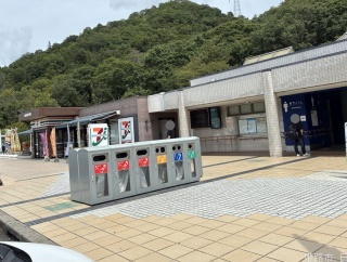 白鳥パーキングエリア(下り線)＠姫路市打越｜24時間営業のコンビニも設置されたコンパクトな休憩施設
