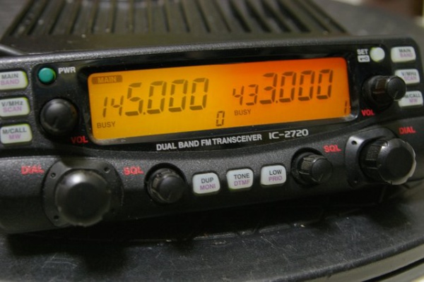 ICOM 良かれ IC-2720
