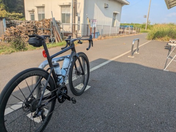 軽量ホイールでは進まない？ その違和感の謎を考えてみた