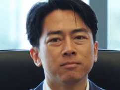 【速報】 週刊誌「小泉進次郎のパックご飯発言は絶対嘘や取材して嘘を暴くわ」