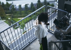 これマジ⁈堀未央奈ちゃん、このアングルは反則ですわ。。。