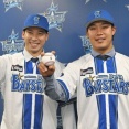 【DeNA】相川監督、トレード移籍の尾形の心身にほれ込む「触ってみたけど体つきがいい」