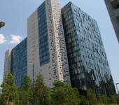 旧 速報 保管庫 Alt Psv Psvitaのpsボタンが青ランプ高速点滅状態でフリーズしていると 何度も電源ボタン を長押ししないといけないらしい