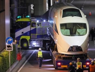 小田急VSE 50001 ロマンスカーミュージアム搬入陸送＠海老名