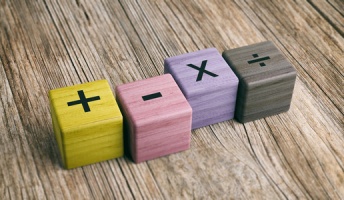 8÷2(2+2)=? 答えをめぐり世界中で答えが真っ二つに