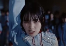 【朗報】櫻坂46の新曲MV、死ぬほどカッコいい