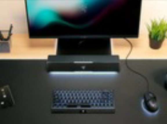 スピーカーって結構場所とるんでちょっと邪魔。 モニター下にサウンドバーってどう思います？