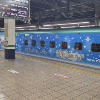 新幹線で子供は膝の上に乗せる必要ある？二人がけに三人（大人の間）は何歳まで？【弁護士が書いてみた】