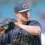 【悲報】佐藤輝明、バンテリン最終戦試合後に「グラウンドを見つめる」ｗｗｗｗｗｗｗｗｗｗｗｗｗｗｗｗｗｗｗｗ