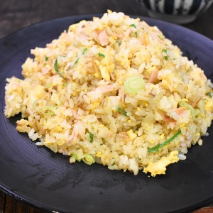 食感が楽しい♪雑穀米炒飯