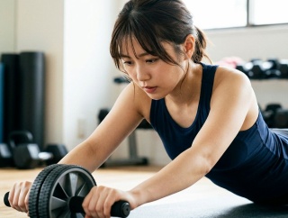 【どうなん？】実際、「腹筋ローラー」ってマジで効くんか？？？？？？？？？？？