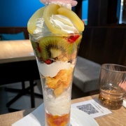 姫路　フルーツマリネのパフェ♪《フクナガ》