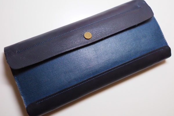 ポスタルコ ツールボックス ネイビーブルー 最小のデスク(筆箱紹介#3)【POSTALCO ツールボックス NAVY BLUE