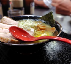 深夜ラーメン食堂 鶏豚 -TORITON-＠福生市<塩バターチャーシュー>