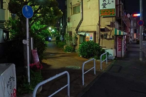 夜の散歩 夜散歩のススメ - 足立区