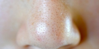 鼻毛を抜くのを見たくなかったんだよ。