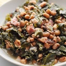 アメリカ「お前らの国は新年に何を食べるの？」日本「おせち料理だ」