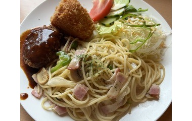 『キッチンDUKEで洋食ランチ』の画像
