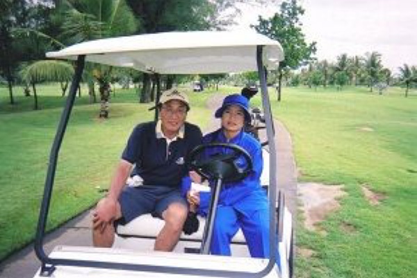 ティーチャー中谷のゴルフしタイぞう タイカントリー