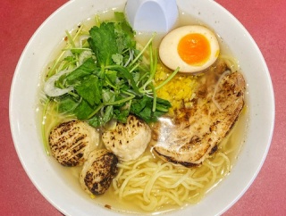 丸源ラーメン 周南店@周南市 の 「ゆずと三つ葉の炙り鶏そば」 #丸源ラーメン #ゆずと三つ葉の炙り鶏そば #期間限定 #周南市 #山口県 #ラーメン #つけものいし