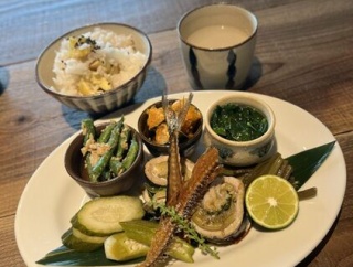 営業日は月に2日！旬がたっぷり季節を感じる優しいランチ「こでまり」