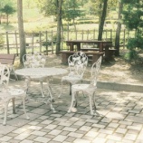 『ダイニングチェアを交換したい』の画像