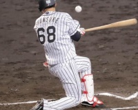 金本監督「俊介が悪い」「あそこでバスターのサインなんか無い」死球かと思ったらスイング取られて三振