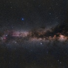 『投稿：根本さんが宮古島で撮影した夏の天の川とアンタレス付近・今シーズン初の土星　2023/07/27』の画像