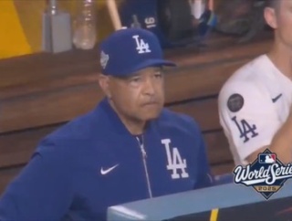 【悲報】ロバーツ監督、大谷の盗塁失敗でブチ切れwwwwwwww