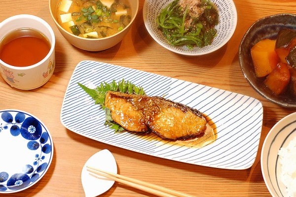 うさぎ食堂へようこそ お魚定食 Powered By ライブドアブログ