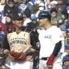 【朗報】中田と筒香、試合中にイチャつく