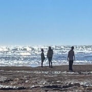 孫達を楽しみに待つ娘