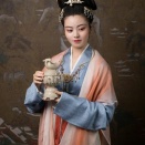 そら数ふ　大津の子が　逢ひし日に　おほに見しくは 今ぞ悔しき