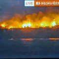 横浜みなとみらいの花火大会　打ち上げの台船で火事