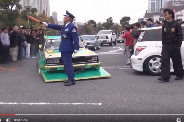 乗り物動画のモトディスコ Motordisco 街道レーサー